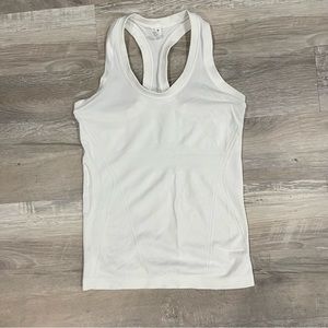 Athleta momentum tank in bright white (XS)
